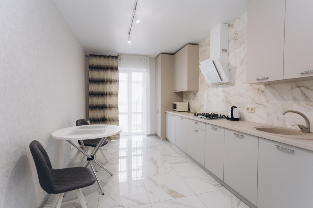 Apart Lux Elegant Sumy Esterno foto